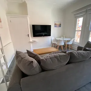 Lovely 2 Bedroom Near - The Lookout , Hornsea United Kingdom